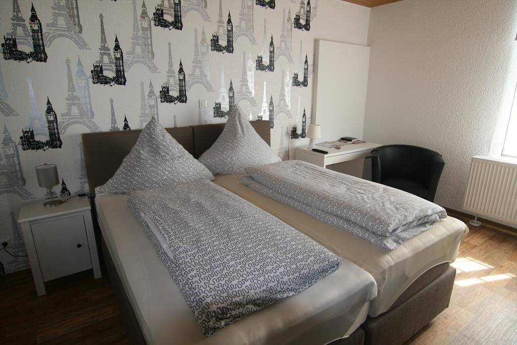 Hotel Lindenhof Ринерн Экстерьер фото